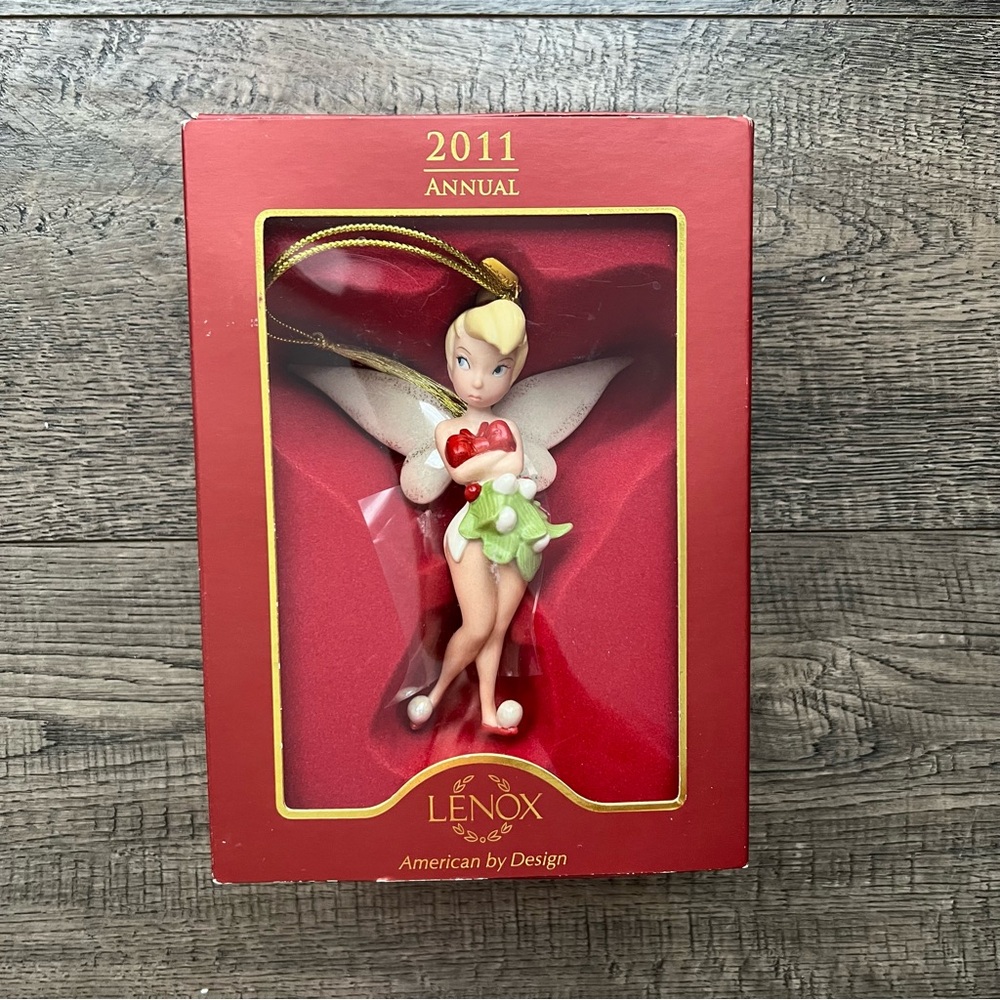 ❌SOLD❌Lenox 2011 Annual Holiday Ornament - Tinkerbell